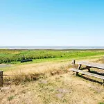 Panoramic Seaside Retreat - By Traum Dom wakacyjny